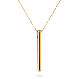 gold pendant necklace